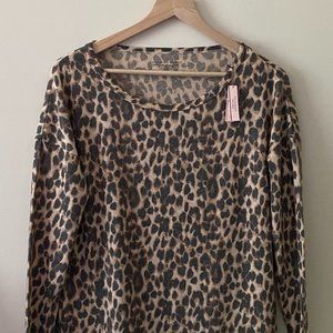 Victoria Secret Pajamas Set leopard print